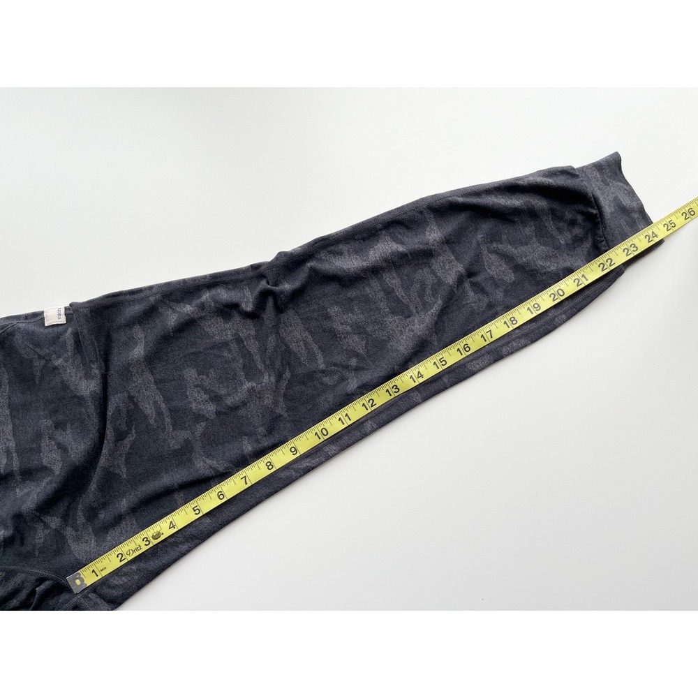 Vuori Performance Jogger Black Gray Camo Womens XS - Picture 12 of 13